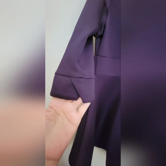 Dress - Picture 5 of 9